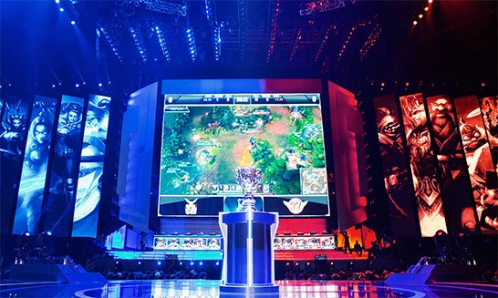 厂长联手Scout淘汰EDG！季后赛惊天逆转，新人Peyz血C全场